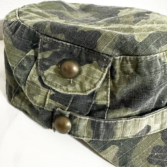 Camouflage Moto Style Cap - Picture 2 of 4